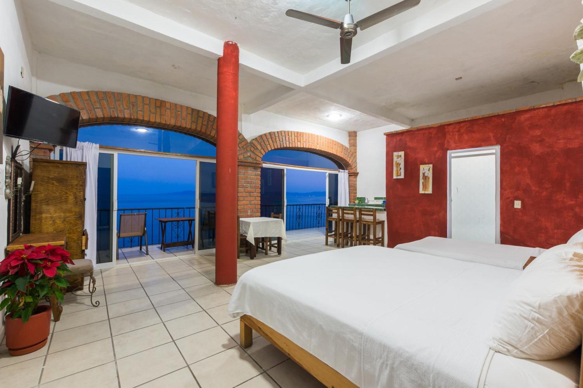 Traditional Sierra Leon Oceanfront Rooms - Adults Only Puerto Vallarta Ngoại thất bức ảnh