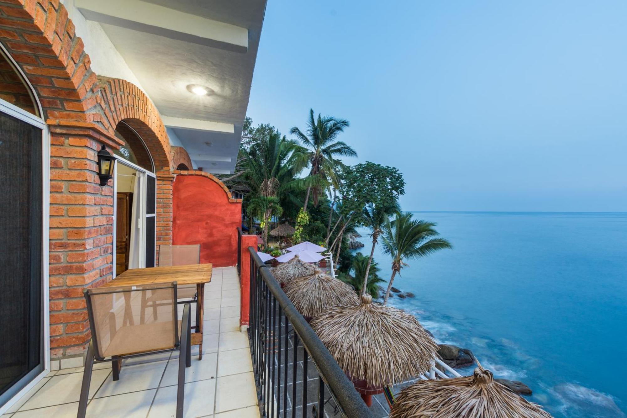 Traditional Sierra Leon Oceanfront Rooms - Adults Only Puerto Vallarta Ngoại thất bức ảnh