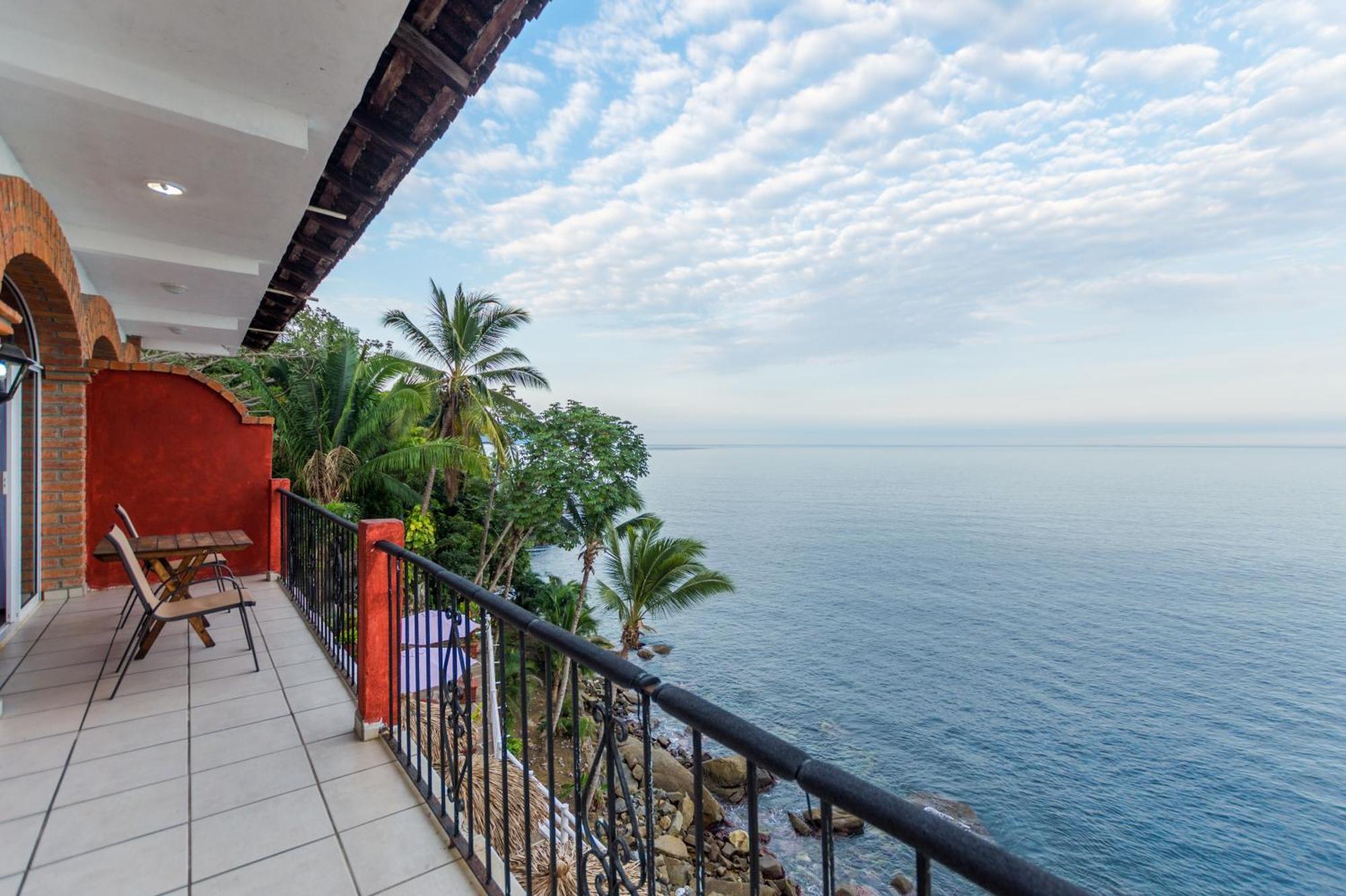 Traditional Sierra Leon Oceanfront Rooms - Adults Only Puerto Vallarta Ngoại thất bức ảnh
