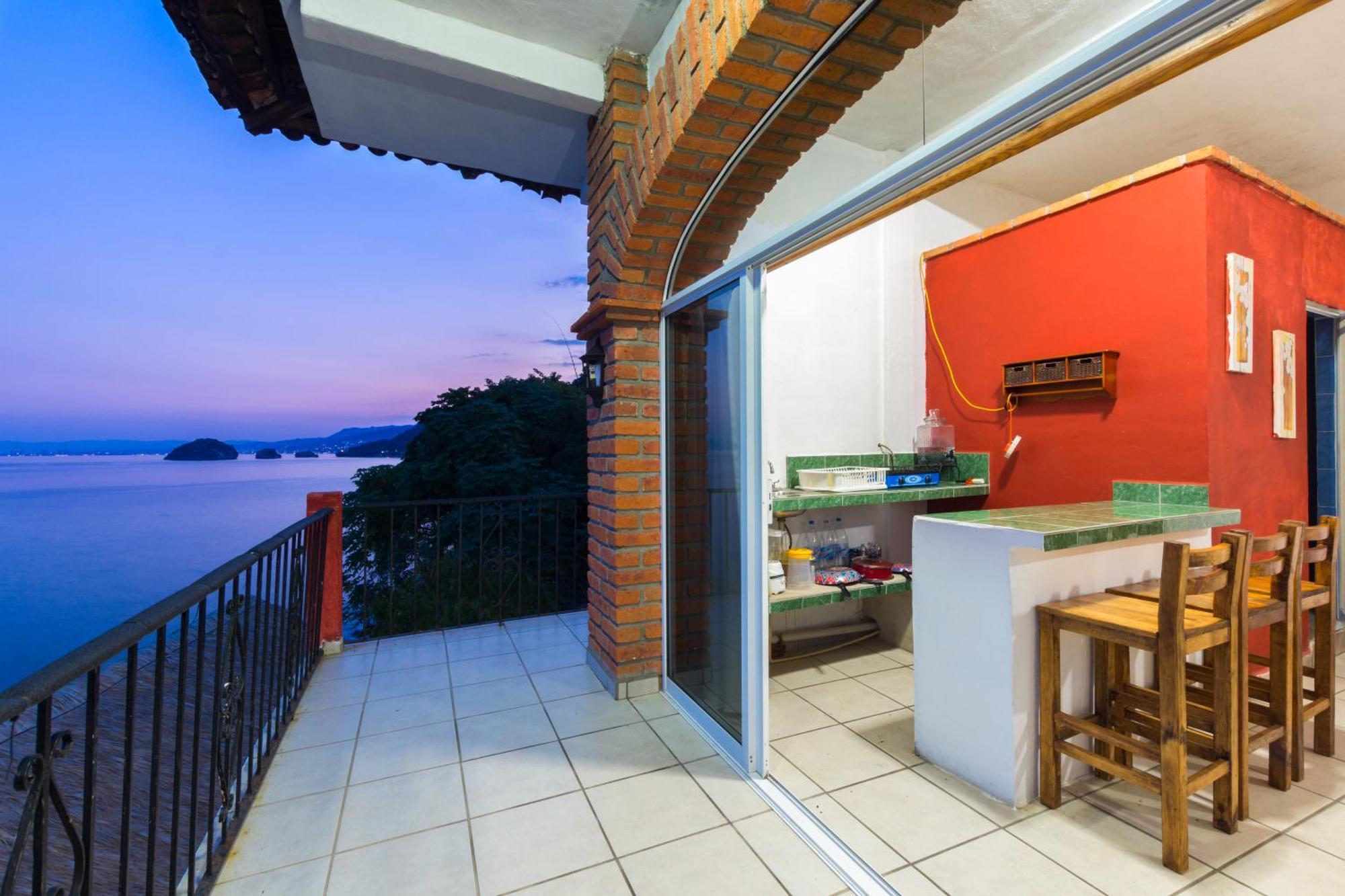 Traditional Sierra Leon Oceanfront Rooms - Adults Only Puerto Vallarta Ngoại thất bức ảnh