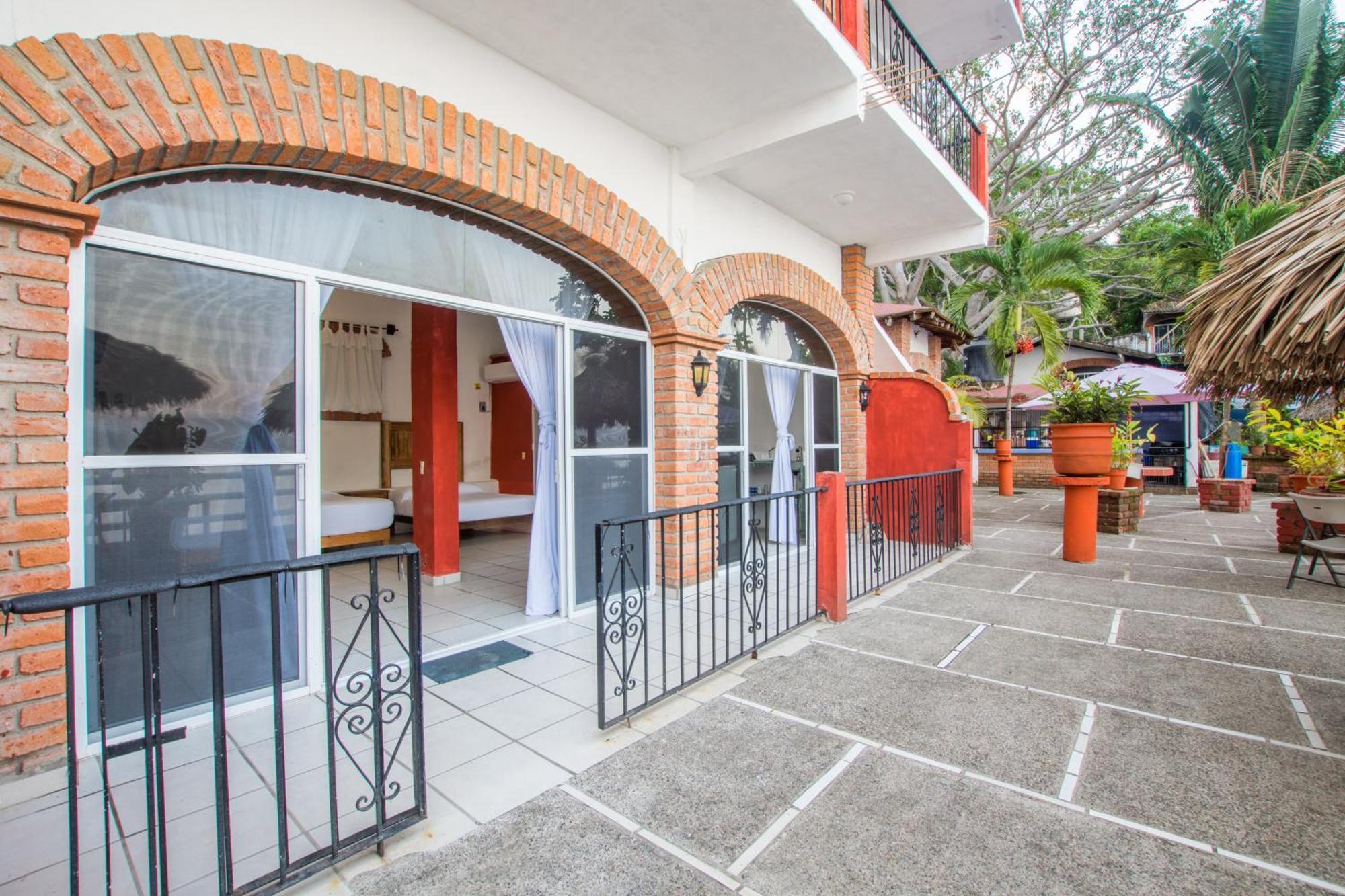 Traditional Sierra Leon Oceanfront Rooms - Adults Only Puerto Vallarta Ngoại thất bức ảnh
