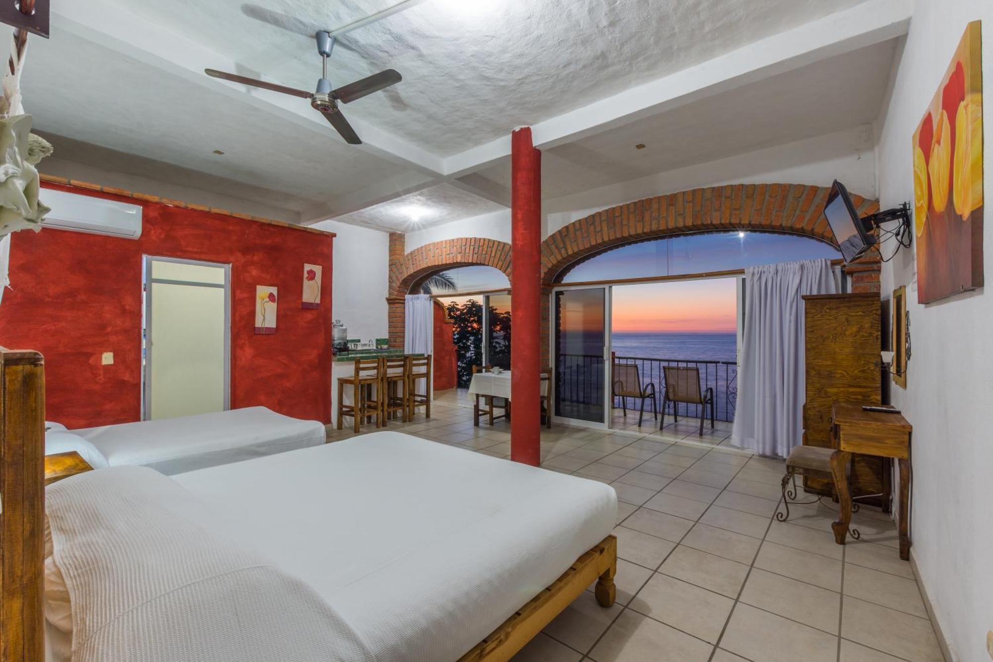 Traditional Sierra Leon Oceanfront Rooms - Adults Only Puerto Vallarta Ngoại thất bức ảnh